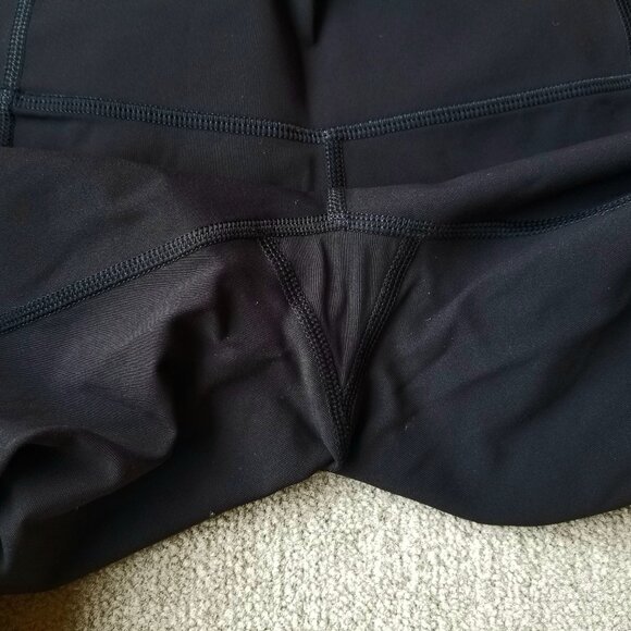 Lululemon Anew Crop 21" luxtreme, size 6 in black - Picture 14 of 14